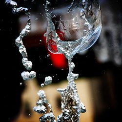 The best painter in the world - nature. See, what amazing graphics provide small city fountains.